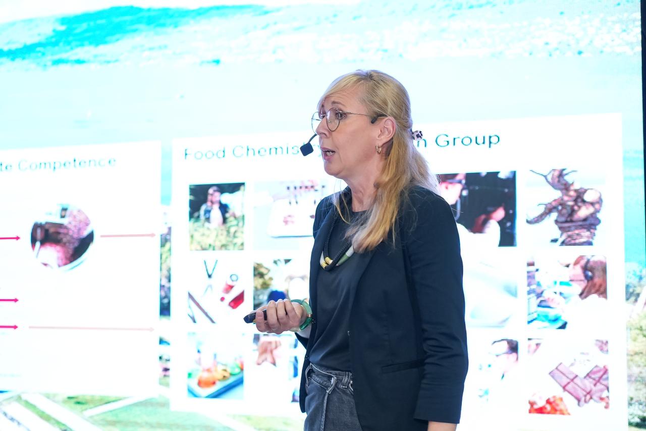 Palestra da Drª Irene Chetschik no CACAU FEST 2025, em Linhares/ES.